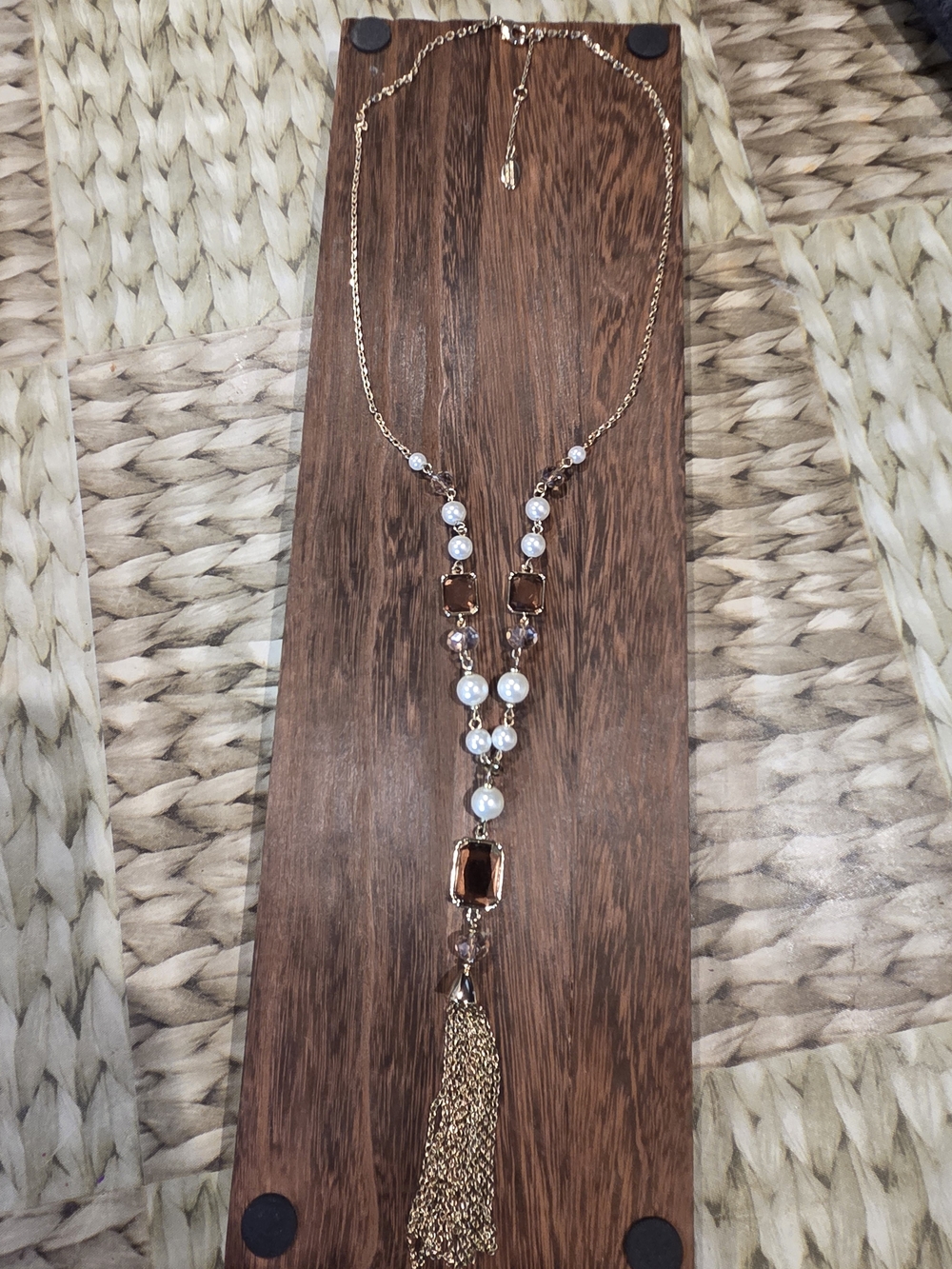 Ann Taylor Factory Stunning Gold Tone Pearl & Amber Crystal Tassel Necklace